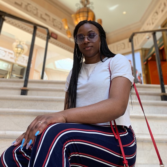 Meet your Posher, Mya - Picture 1 of 1